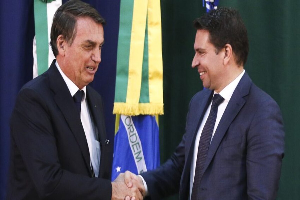 Jair Bolsonaro e Alexandre Ramagem (Crédito: Agência Brasil/Valter Campanato)