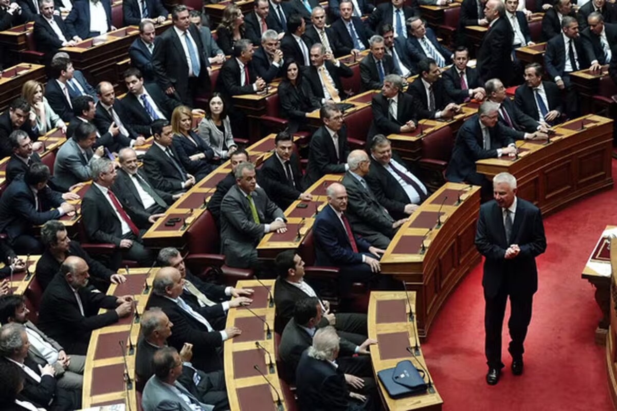 Parlamento em Athenas, capital da Grécia — Foto: AFP