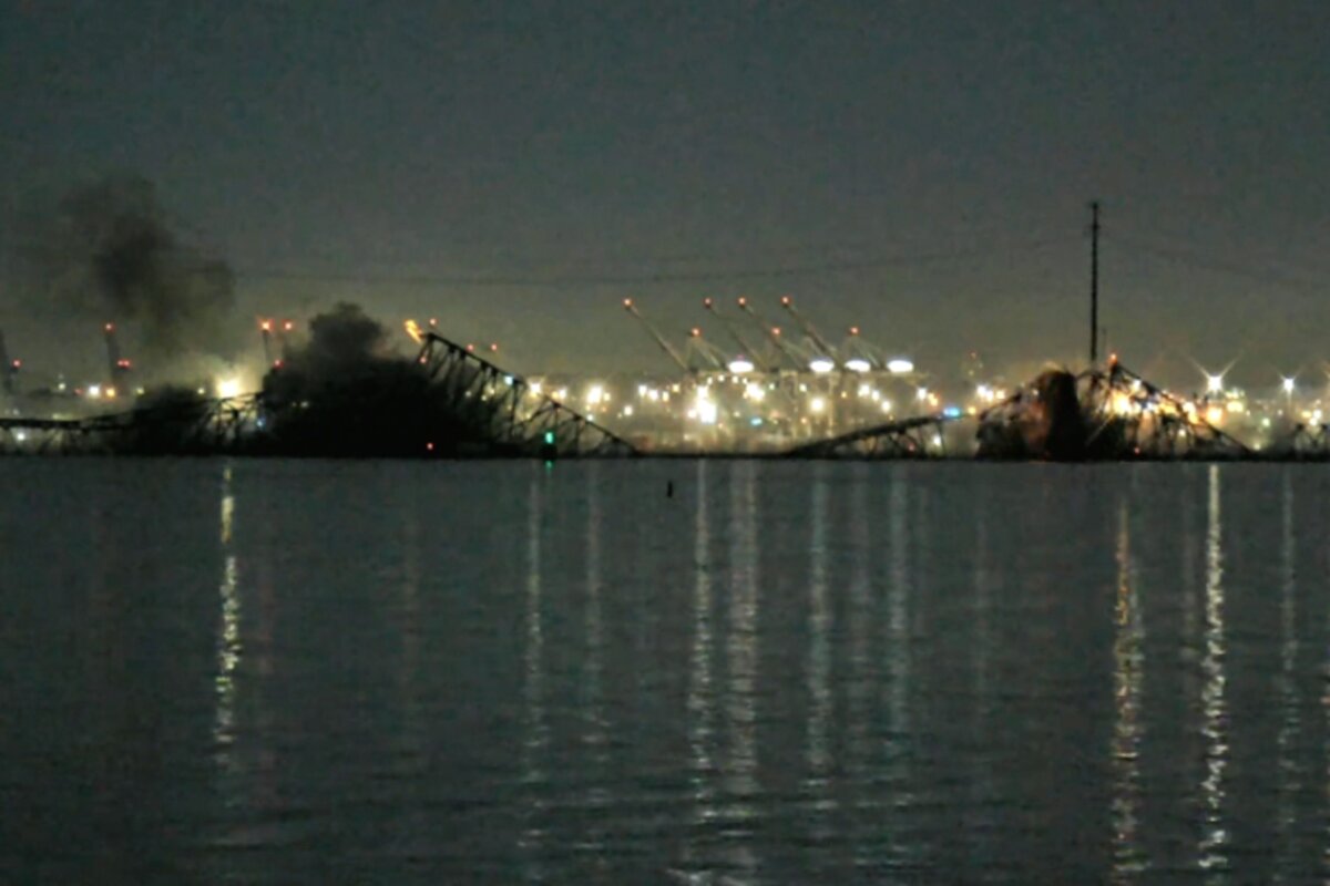 A ponte Francis Scott Key, em Baltimore, que desabou depois de ser atingida por um grande navio / StreamTimeLive