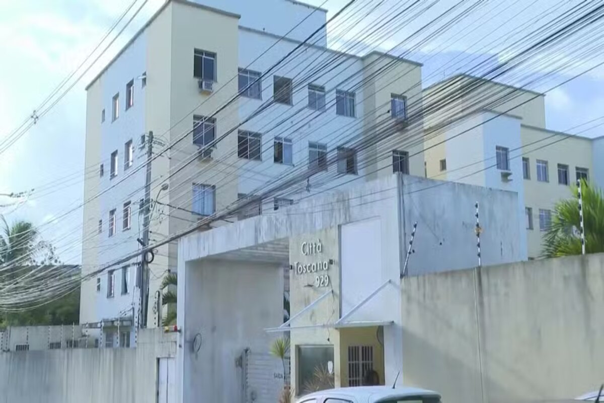 Caso aconteceu em um condomínio em Lauro de Freitas — Foto: Reprodução/TV Bahia